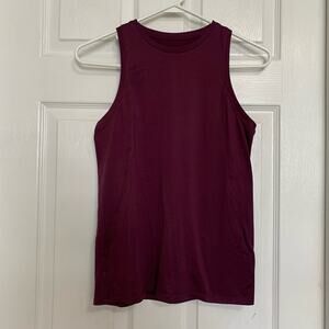 Outdoor voices maroon tank